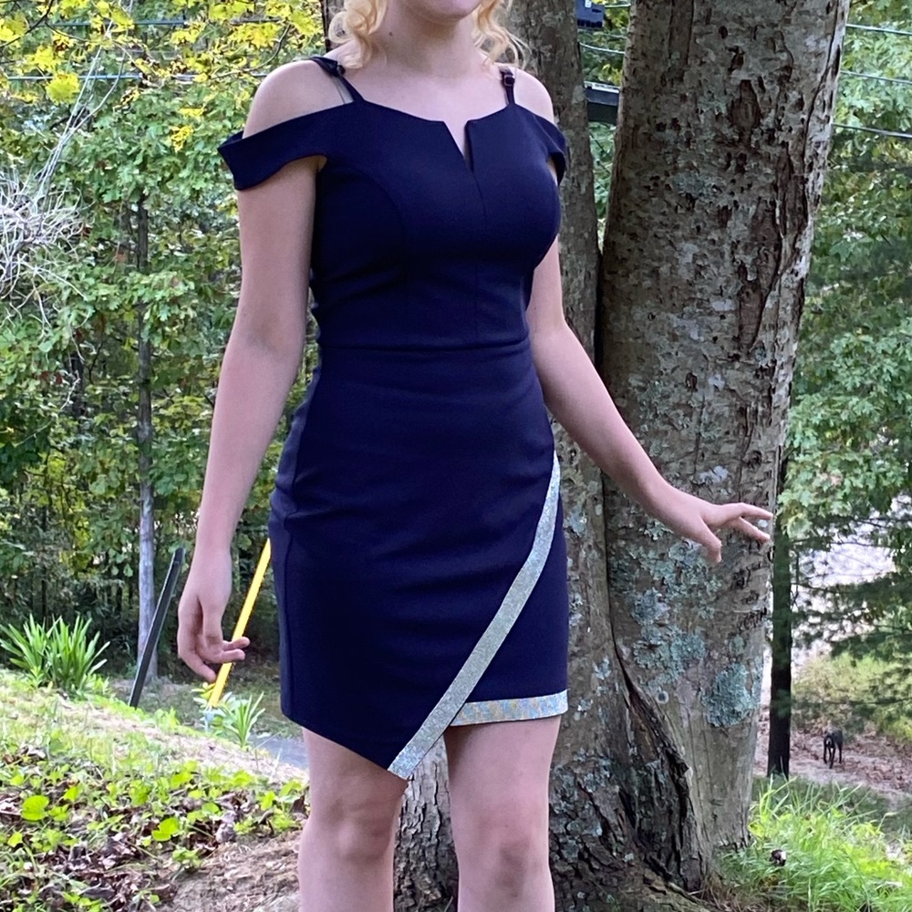 Homecoming dress Blue/Silver size 5